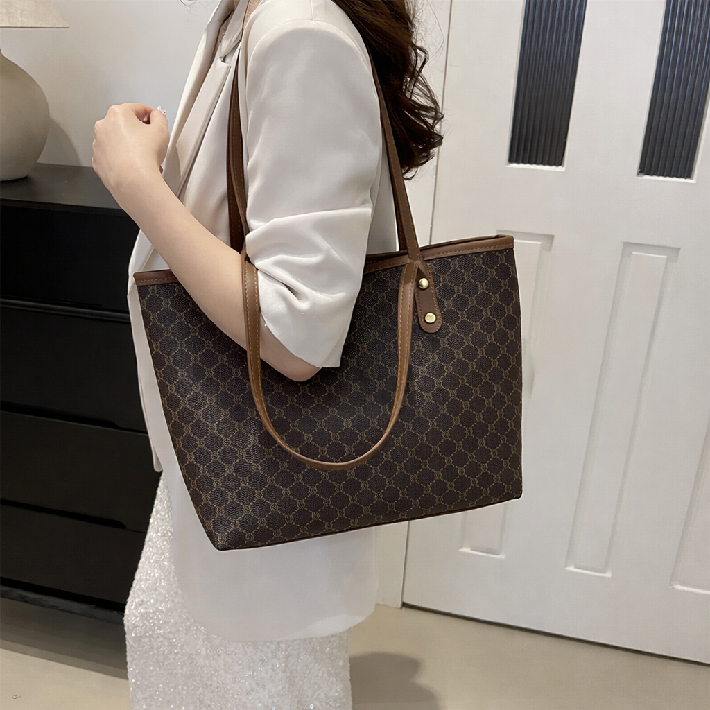 Urban Luxe Printed Tote Bag for Women – Large Capacity Shoulder Handbag